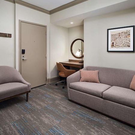 Hampton Inn & Suites New Orleans Canal St. French Quarter エクステリア 写真