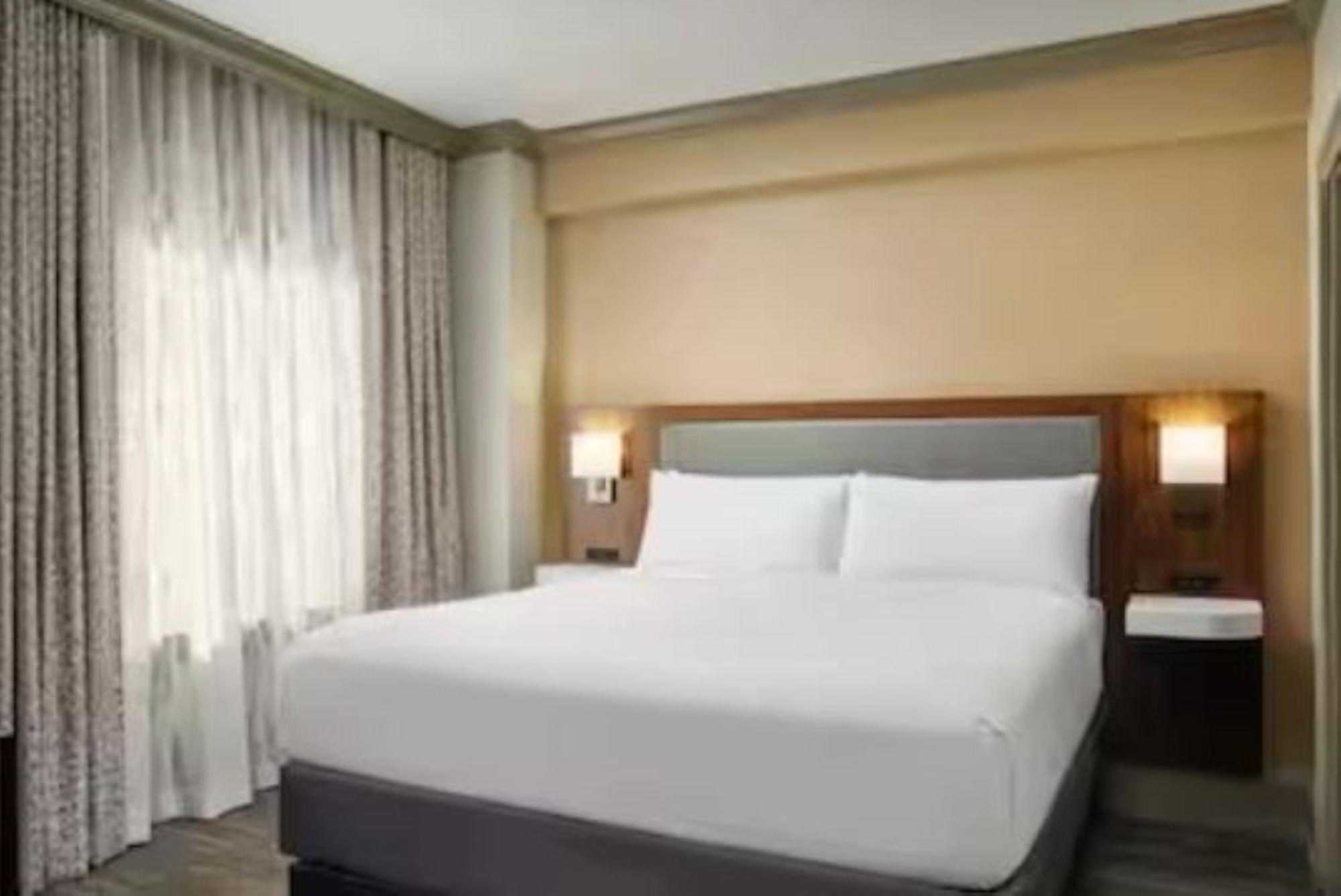 Hampton Inn & Suites New Orleans Canal St. French Quarter エクステリア 写真