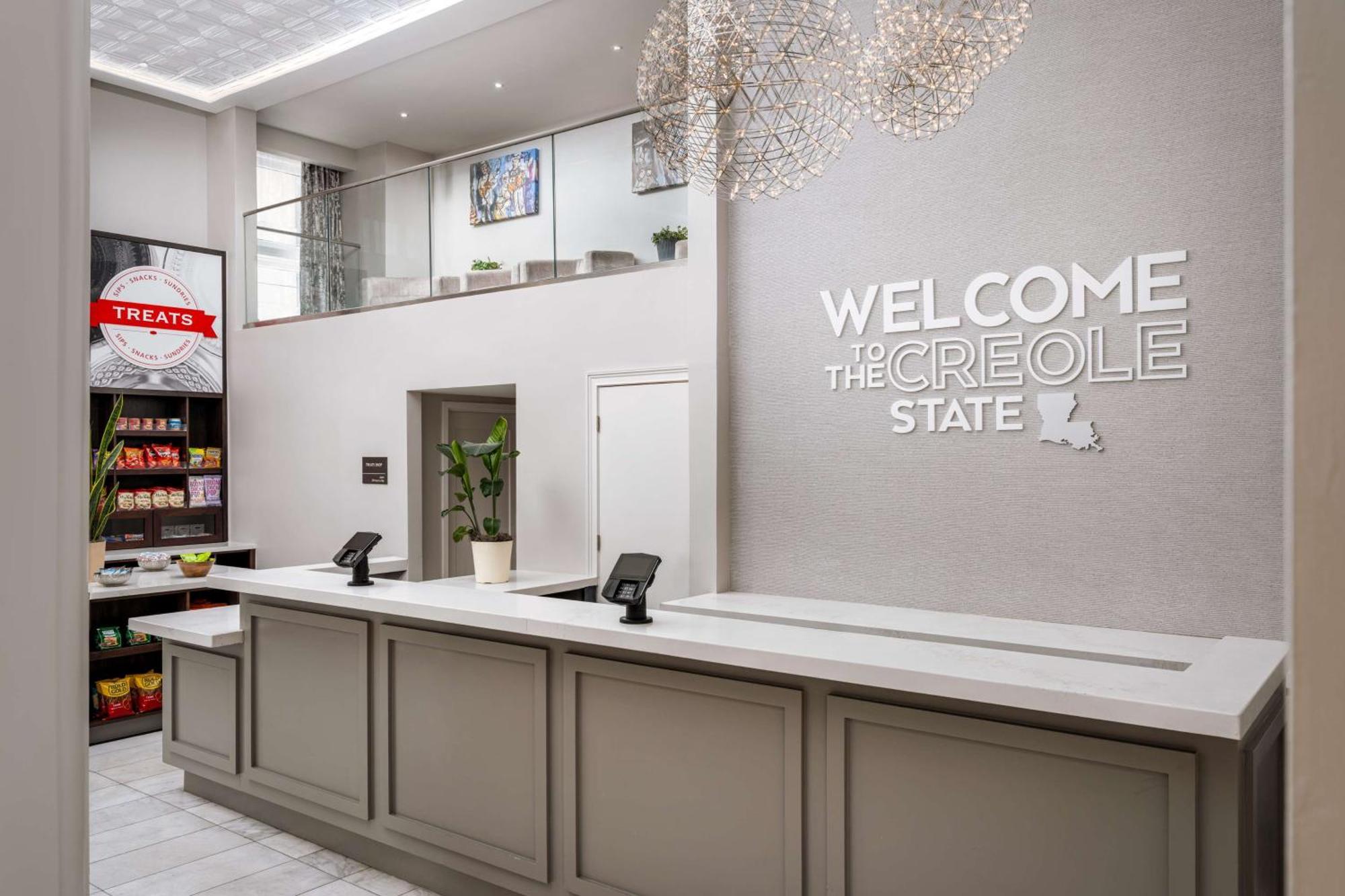 Hampton Inn & Suites New Orleans Canal St. French Quarter エクステリア 写真